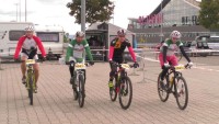 Jucken und Seibertz im Vierer-Team beim 24 Stunden Mountainbike-Rennen in Stuttgart auf Platz 12