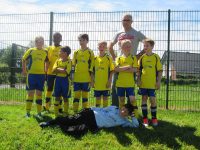 Spannendes Fußballspiel zwischen den Kindern der Sonnenbergschule Rosbach und der Grundschule Leuscheid