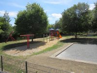 Der Spielplatz in Wickhausen hat neue Spielgeräte