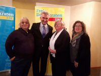 FPD Windeck: Minister Pinkwart im Gespräch mit den östlichen FDP-Ortsverbänden