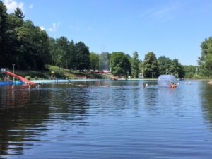 Für den kleinen Urlaub zwischendurch: Waldschwimmbad Hamm (Sieg) öffnet