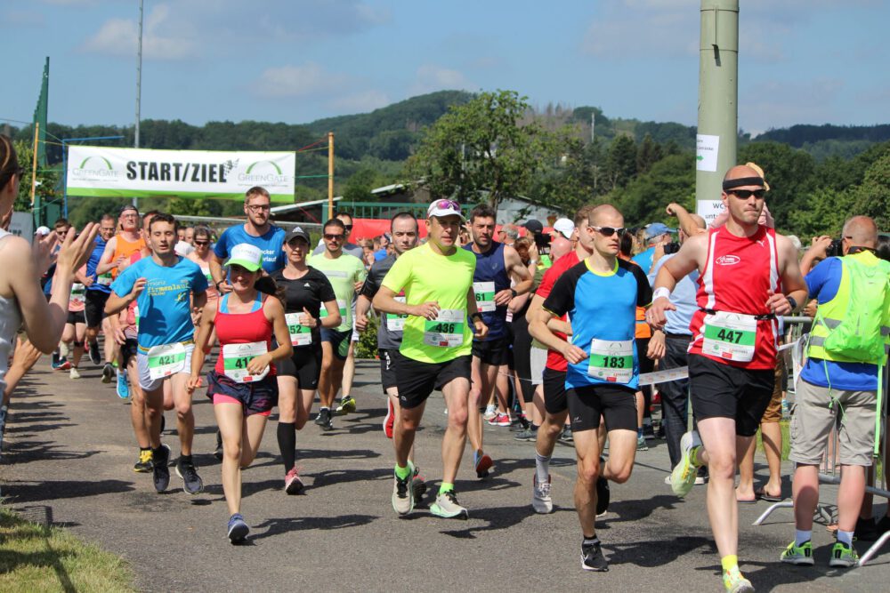 10. Windecker-Sommerlauf – Über 300 Teilnehmer überquerten glücklich und erschöpft die Ziellinie