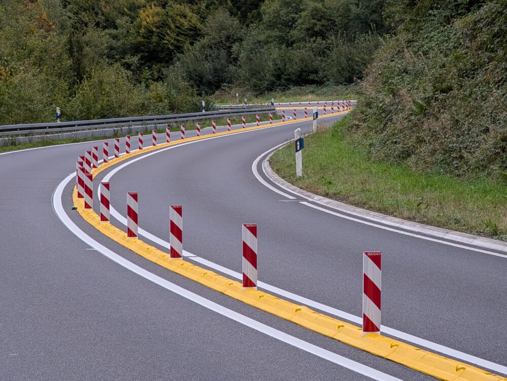 Kölner Motorradfahrer verunglückt auf Schladernring