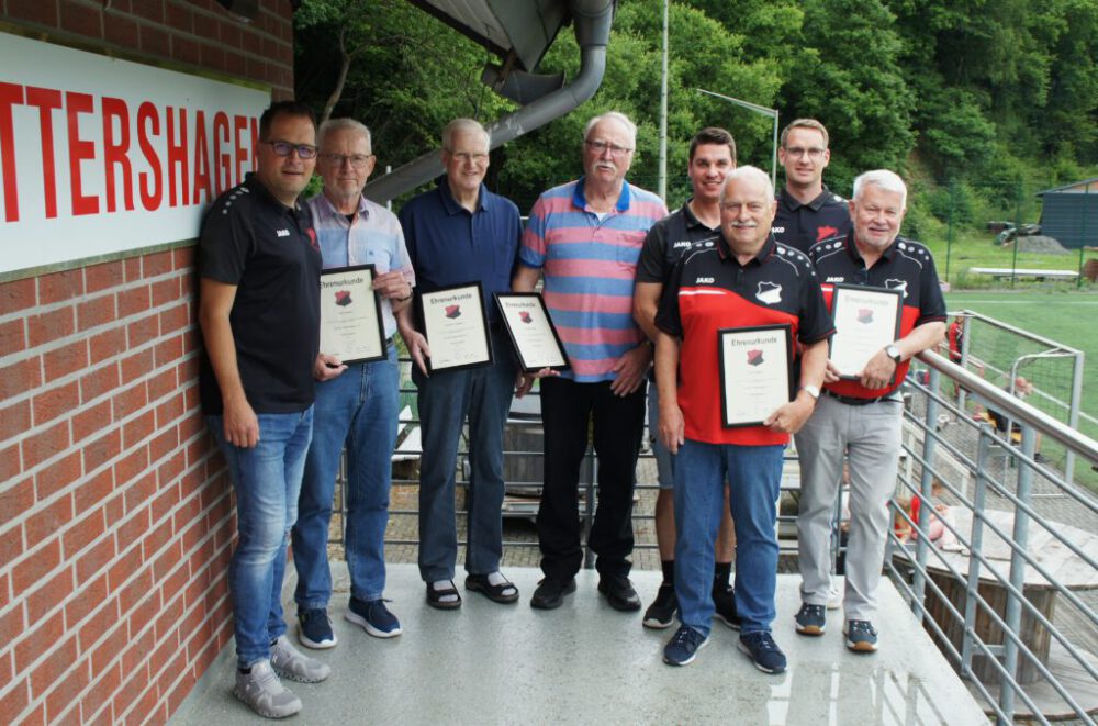 Verleihung von Ehrenmitgliedschaften beim SV 1919 Öttershagen e. V.