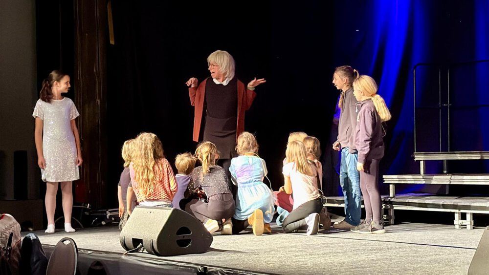 Theatergruppe Windeck e.V.: Unser Musical „Der kleine Tag“ steht in den Startlöchern!